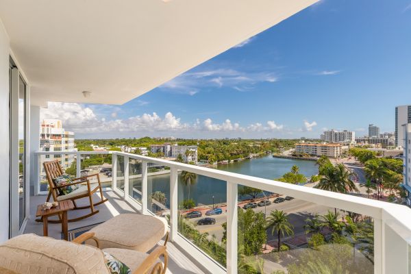 Cost of Balcony Construction in Longmont