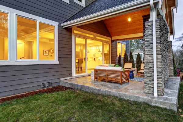 Cost of Back Porch Construction in Longmont